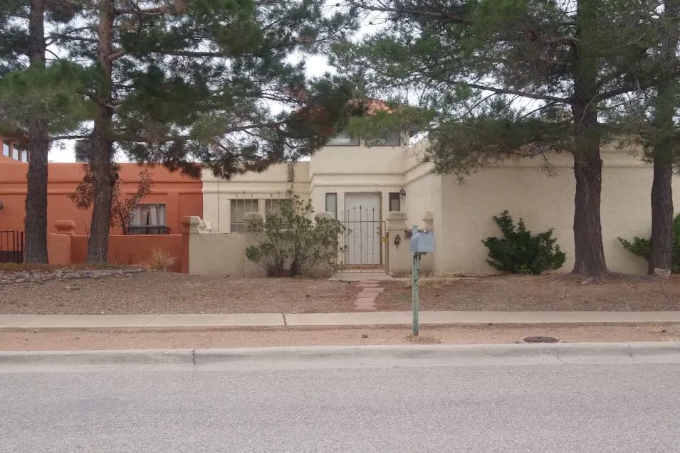 10632 Islerock Dr El Paso, TX 79935, El Paso County