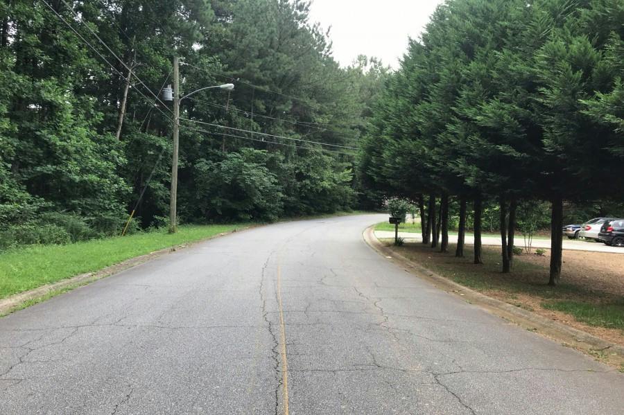 Shelley Ln, Lilburn, GA 30047