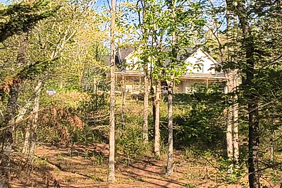 695 Van Davis Rd. NW Georgetown, TN 37336, Bradley County