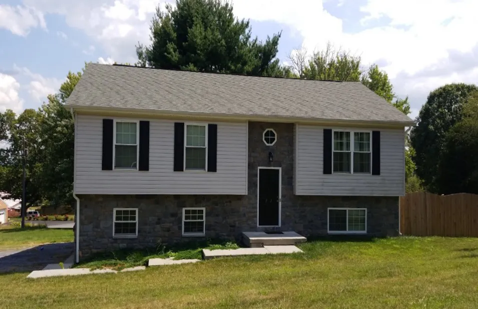 11 Signal Ave Hedgesville, WV 25427, Berkeley County