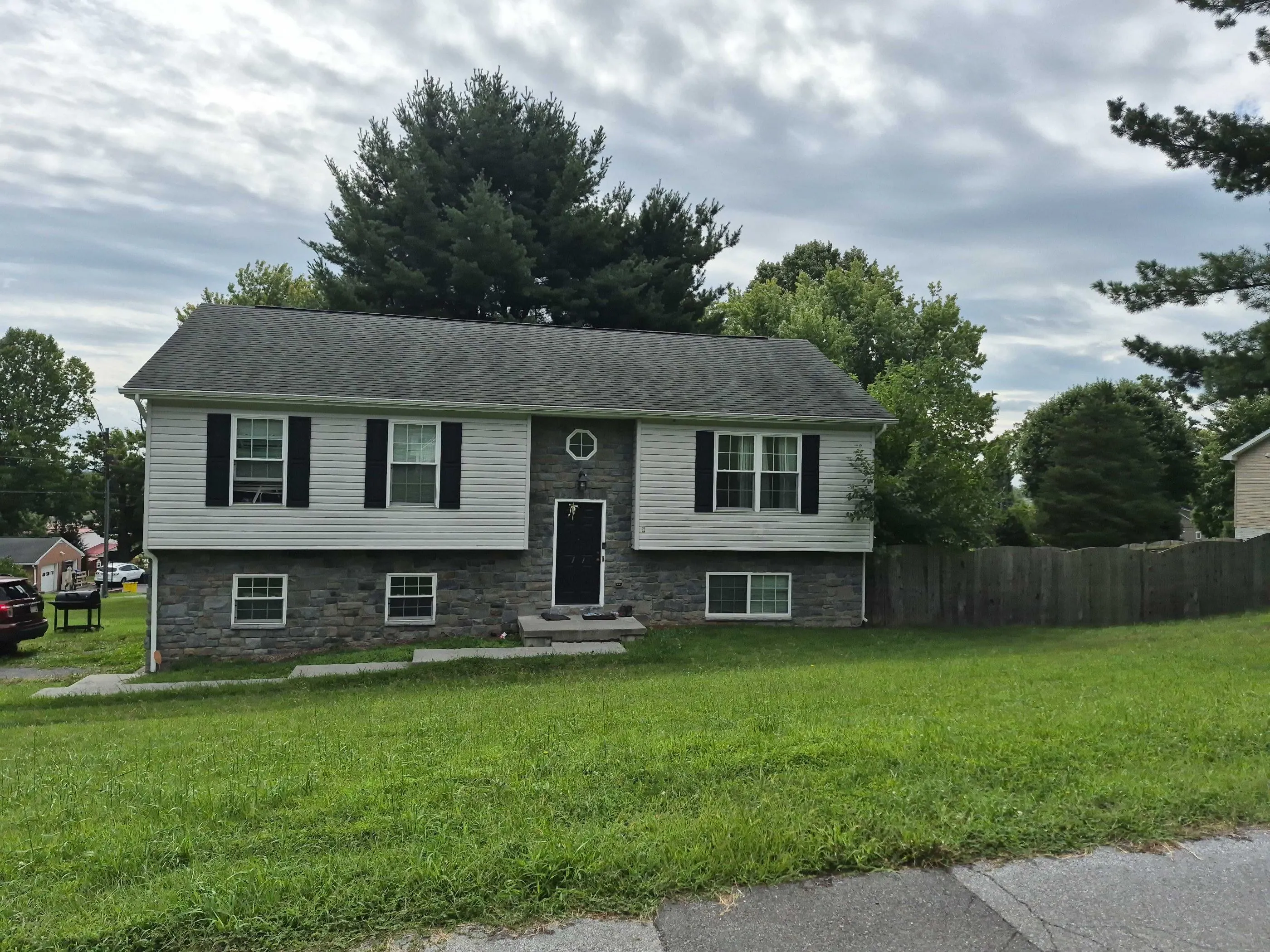 Signal Ave, Hedgesville, WV 25427 #1