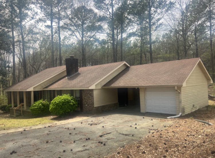 616 7th St NW Reform, AL 35481, Pickens County