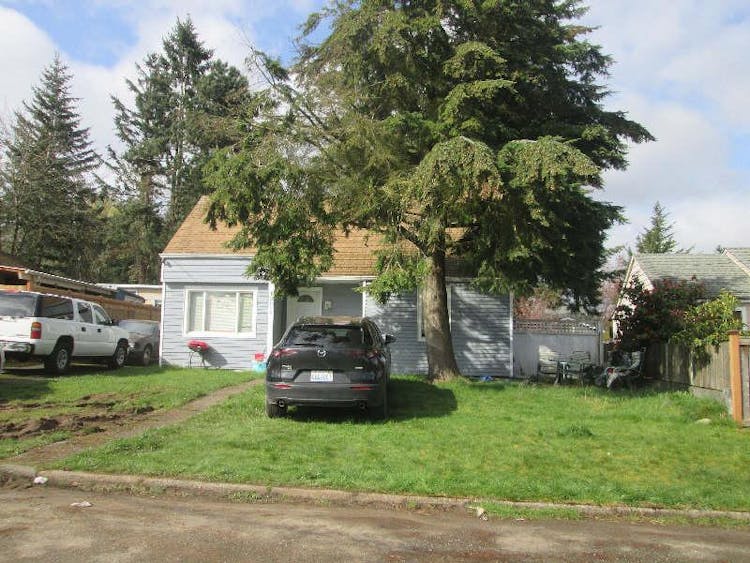 12055 69th Ave S Seattle, WA 98178, King County