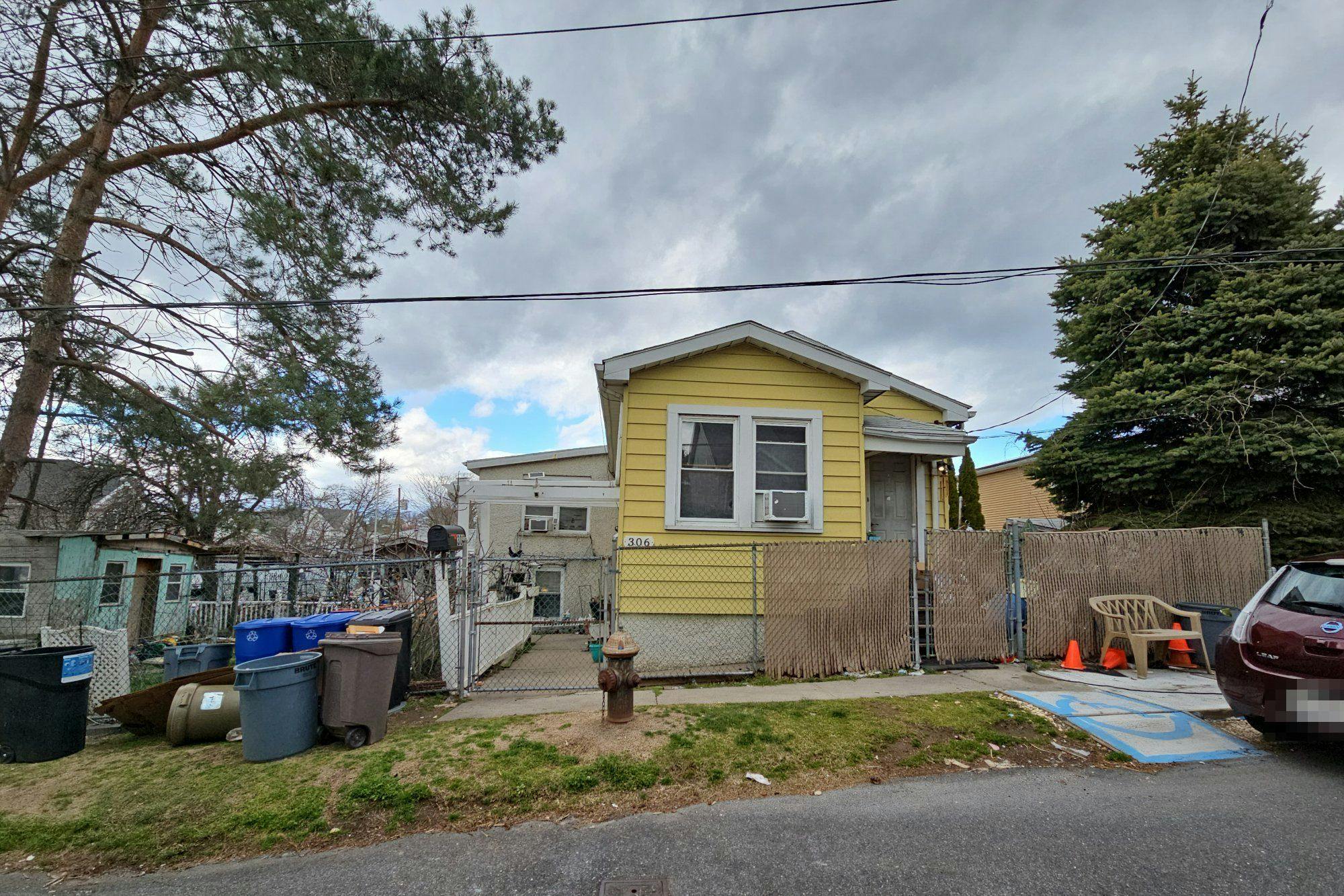 Humbert St, Staten Island, NY 10305