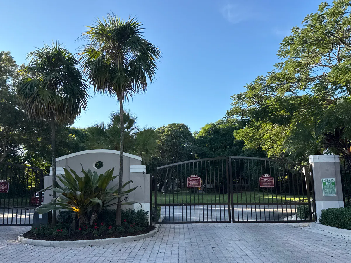 173rd Ter, Palmetto Bay, FL 33157 #1