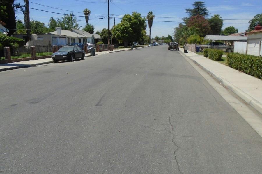 10th St, Bakersfield, CA 93304