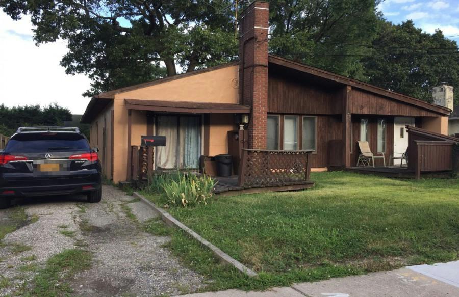 Park Ln, Massapequa, NY 11758