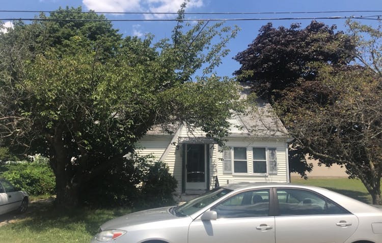 11 Benbridge Avenue Warwick, RI 2888, Kent County