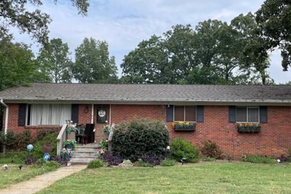 2600 Redbud Dr Starkville, MS 39759, Oktibbeha County
