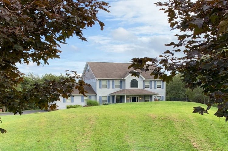 617 Twisted Oak Lane  Aka 169 Birch Brier Drive Effort, PA 18330, Monroe County