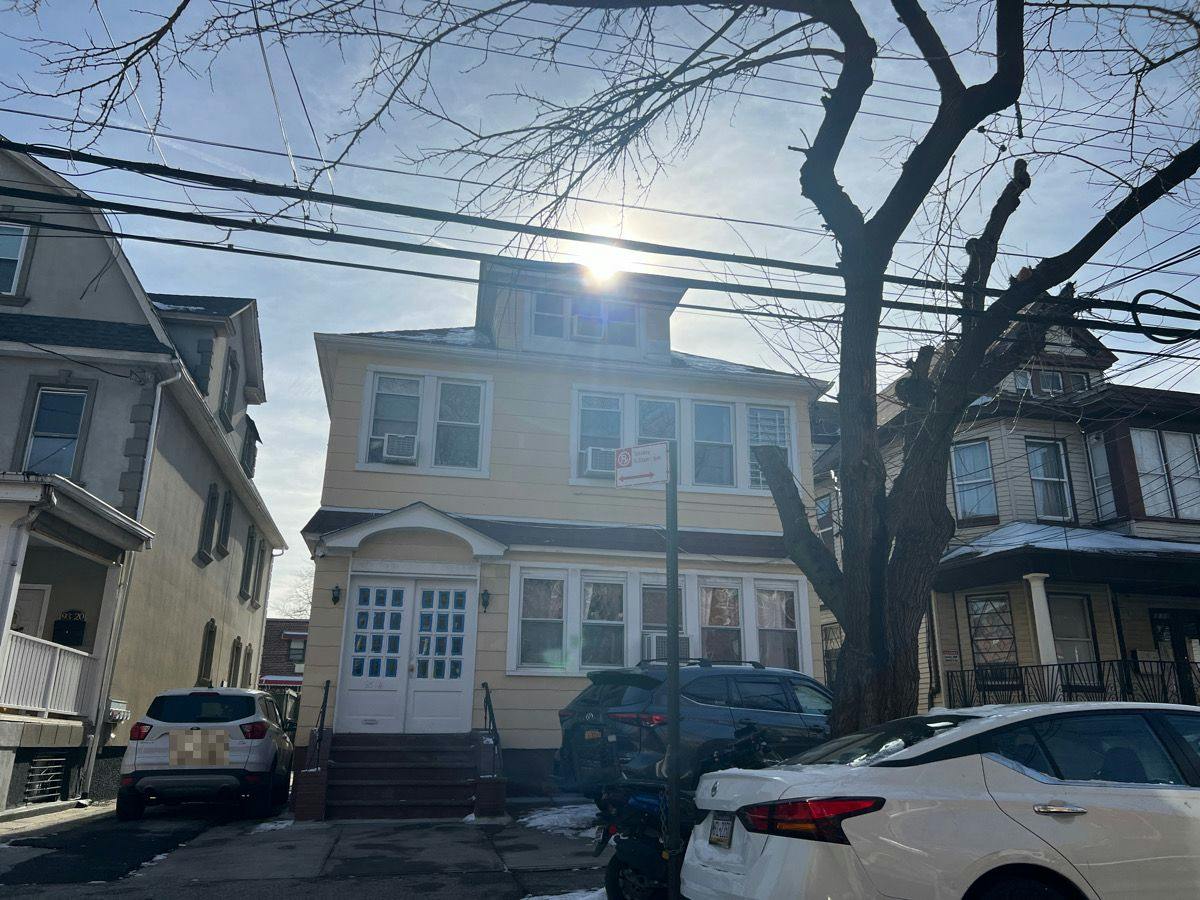 50th Ave, Elmhurst, NY 11373 #1