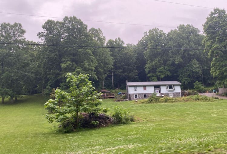 4802 Wayside Dr Shawsville, VA 24162, Montgomery County