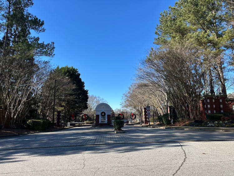 4690 Regency Trace Atlanta, GA 30331, Fulton County