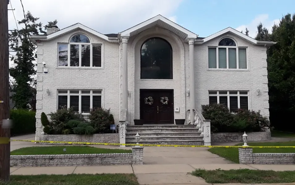 83-61 Charlecote Ridge Jamaica Estates, NY 11432, Queens County