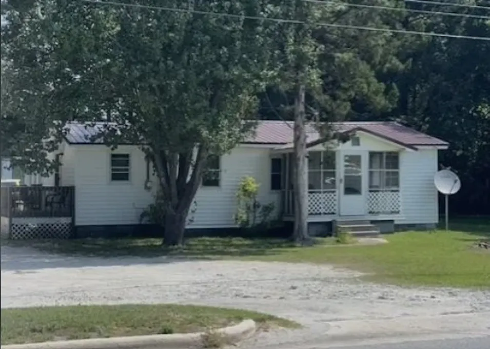 716 Kinston Highway Richlands, NC 28574, Duplin County