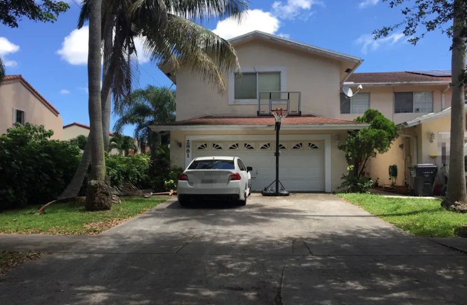 2881 N. 38th Avenue Hollywood, FL 33021, Broward County