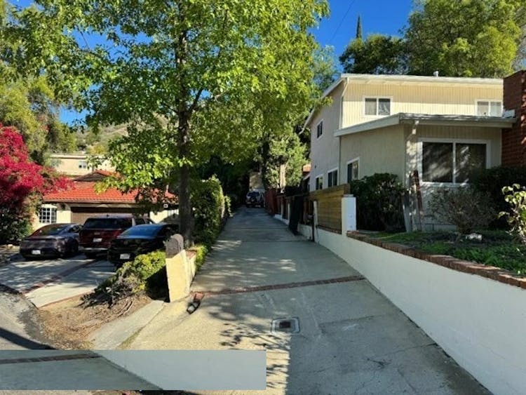 4804 Excelente Dr Woodland Hills, CA 91364, Los Angeles County