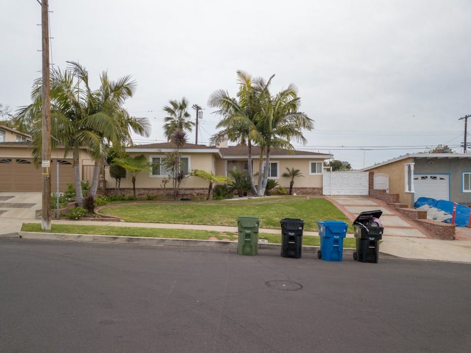 7136 Glasgow Avenue Los Angeles, CA 90045, Los Angeles County