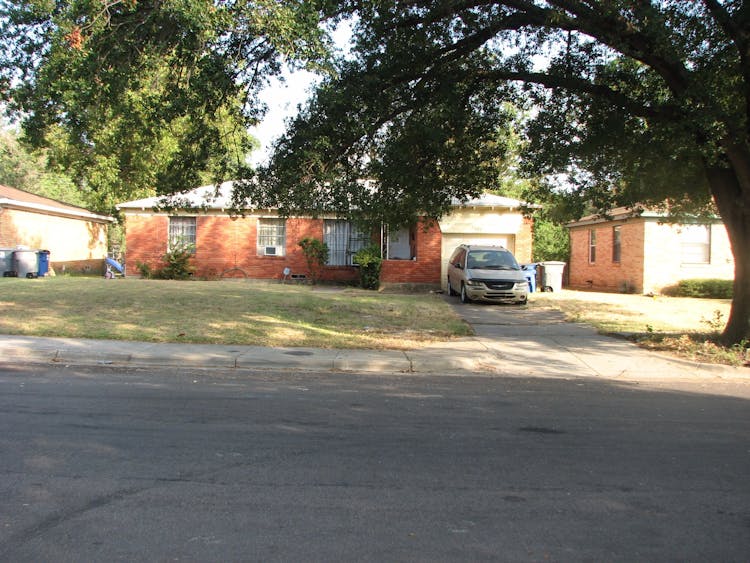 9037 Orinoco Dr Dallas, TX 75217, Dallas County