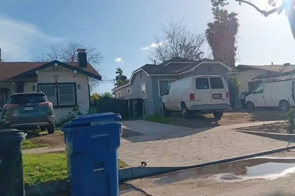 1130 West 71st Street Los Angeles, CA 90044, Los Angeles County