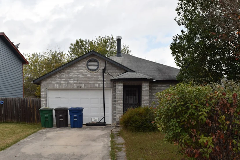 8015 Fair Bend