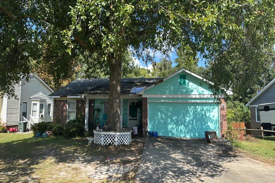 4352 Falls Drive Hope Mills, NC 28348, Cumberland County