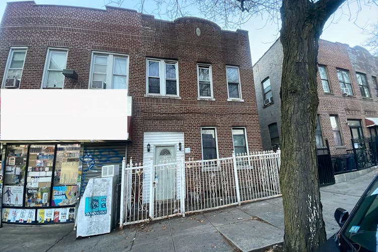 1703 East 174th Street Bronx, NY 10472, Bronx County