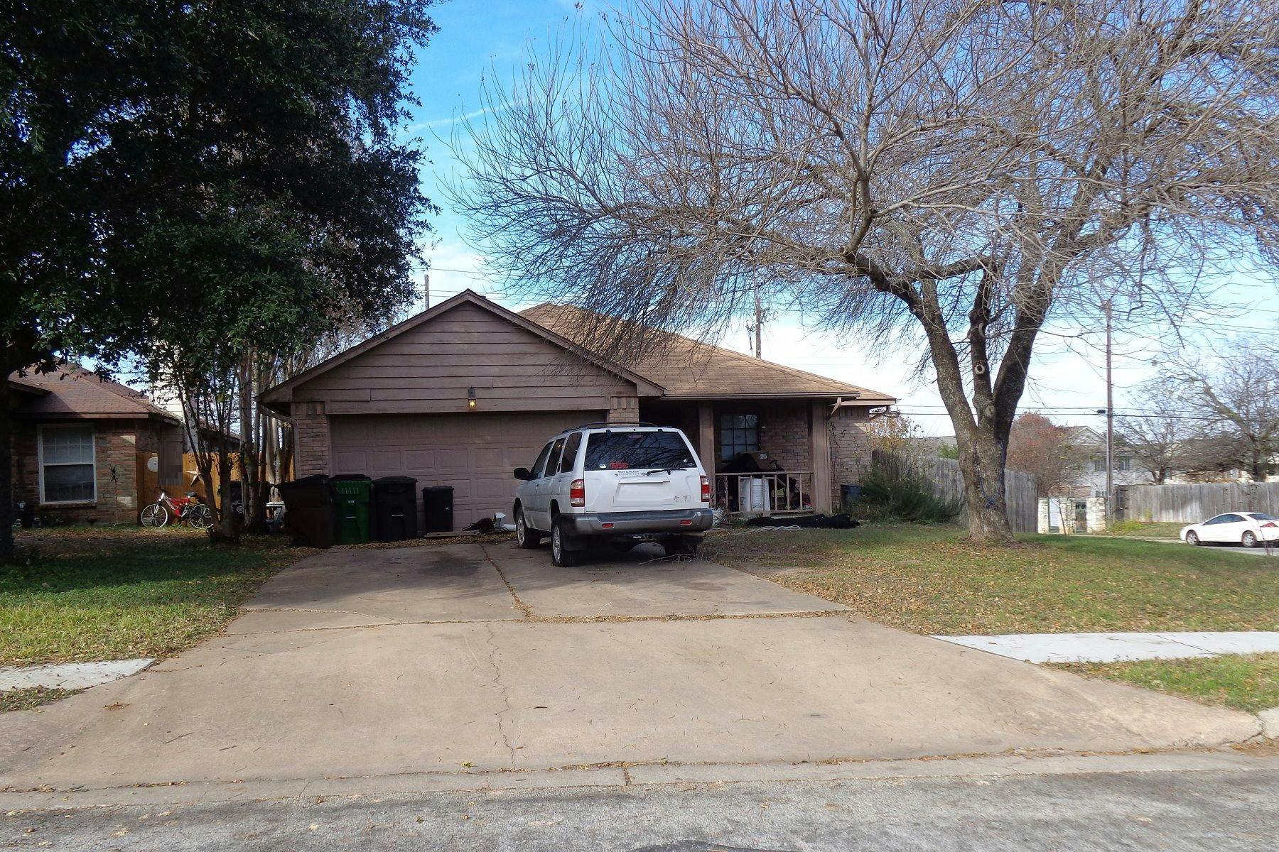Clearwater Trl, Round Rock, TX 78664
