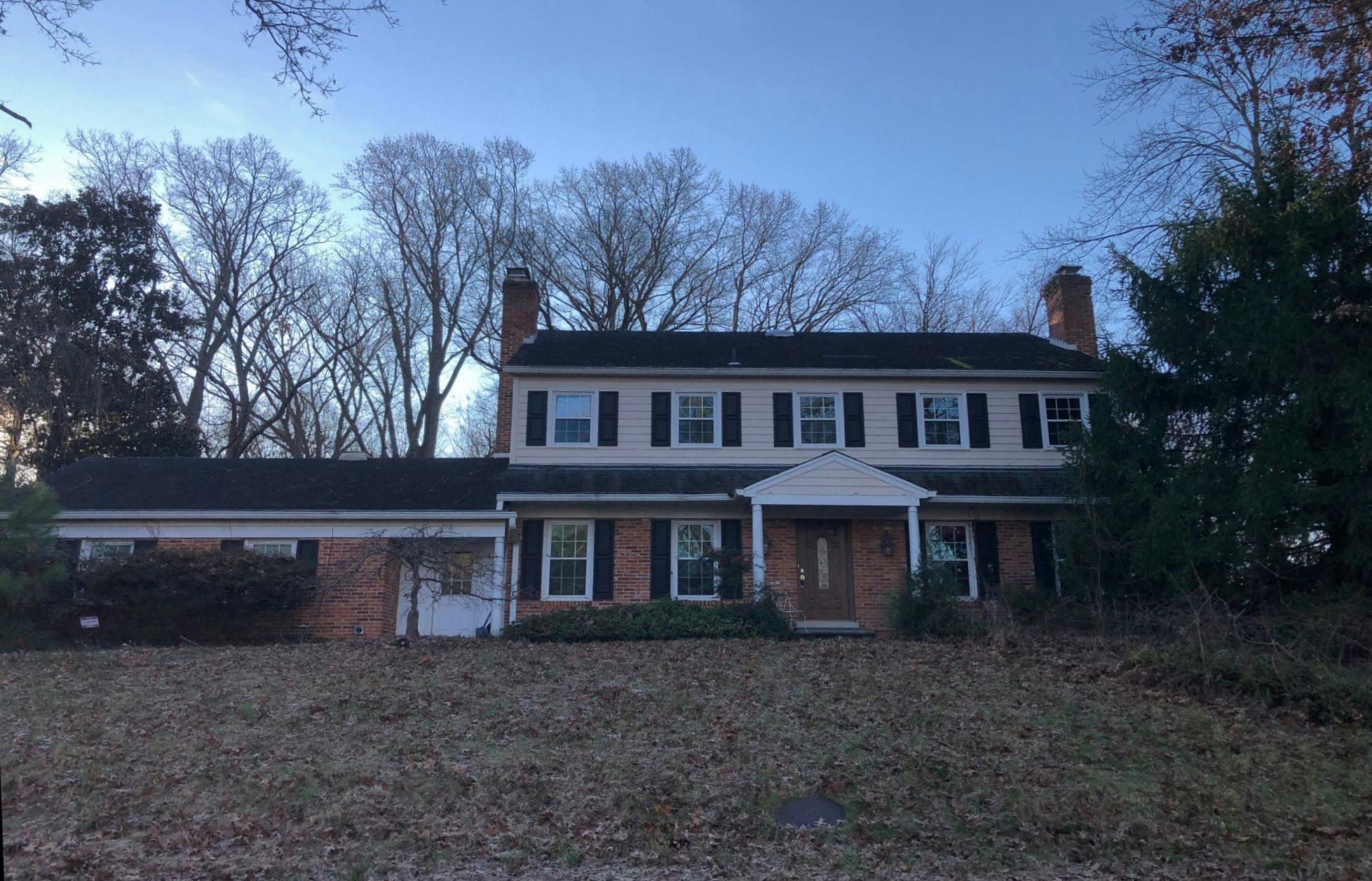 Hunt Country Ln, Vienna, VA 22182 #1
