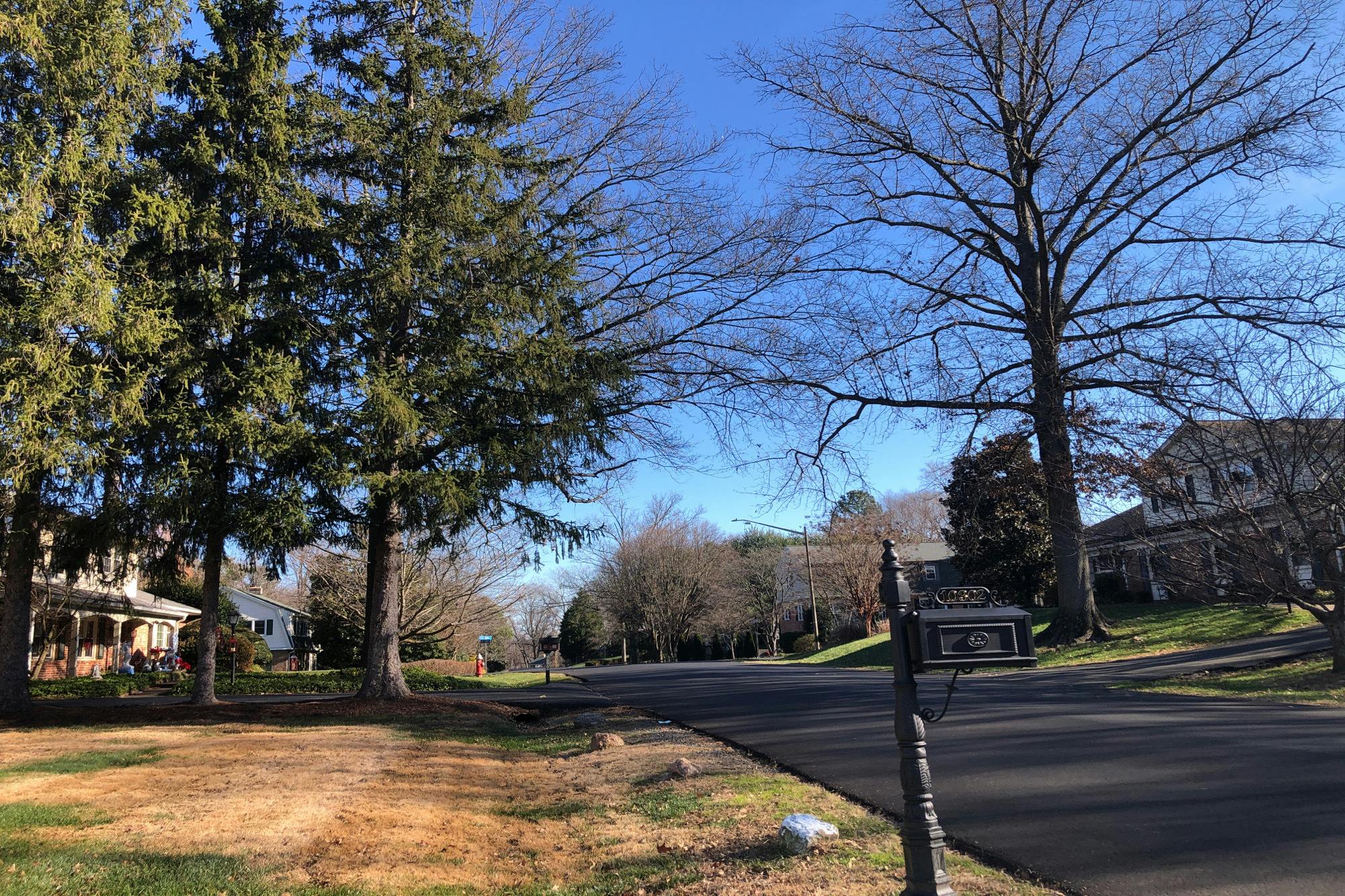 Hunt Country Ln, Vienna, VA 22182