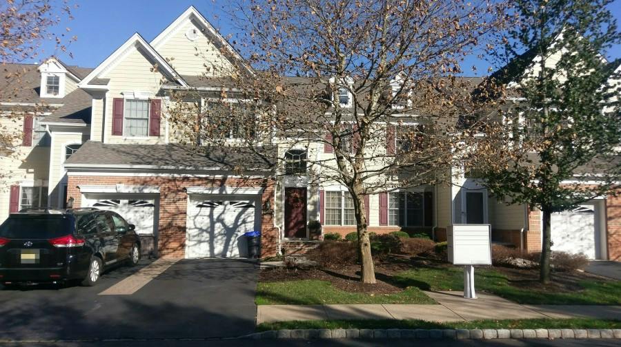 Magnolia Ln, Cedar Grove, NJ 07009