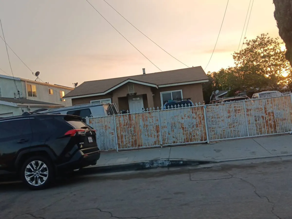 Maie Ave, Los Angeles, CA 90001 #1