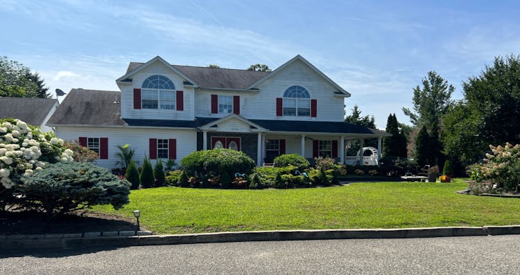 4 Domino Way Centereach, NY 11720, Suffolk County