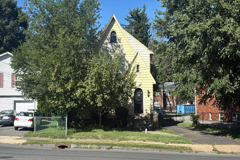 95 Belleville Avenue