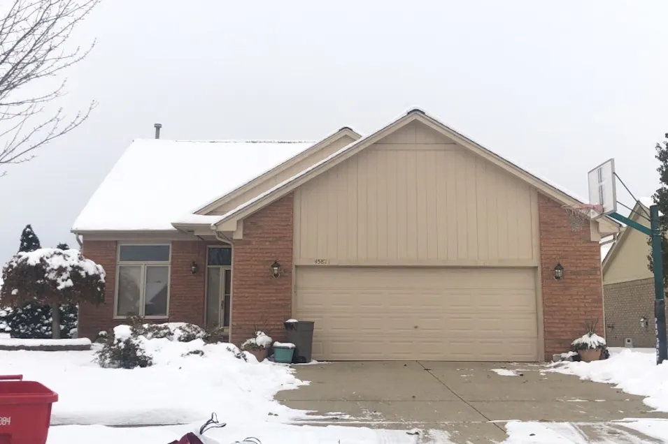 45821 Ashwood Ln Macomb, MI 48044-6055, Macomb County