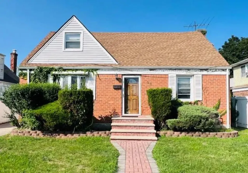 28 Monaco Ave Elmont, NY 11003, Nassau County