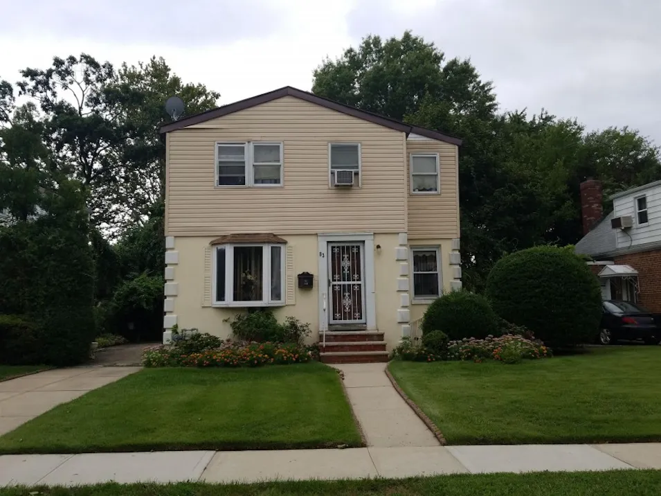 83 Norfolk Dr W Elmont, NY 11003, Nassau County