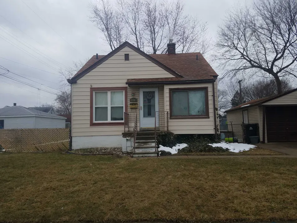 26339 Oakland St Roseville, MI 48066, Macomb County