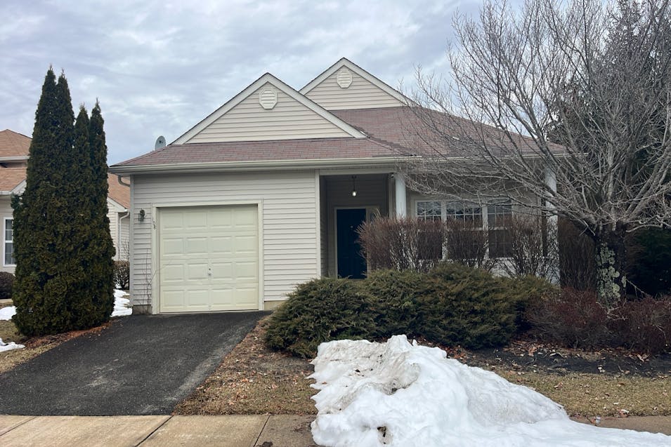 108 Belvedere Dr N Manchester, NJ 08759, Ocean County