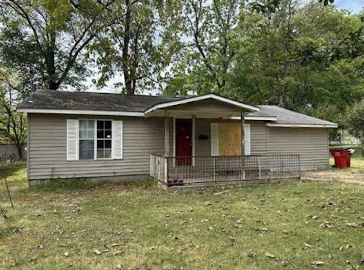 213 N Cherokee St, Morrilton, AR, 72110, USA