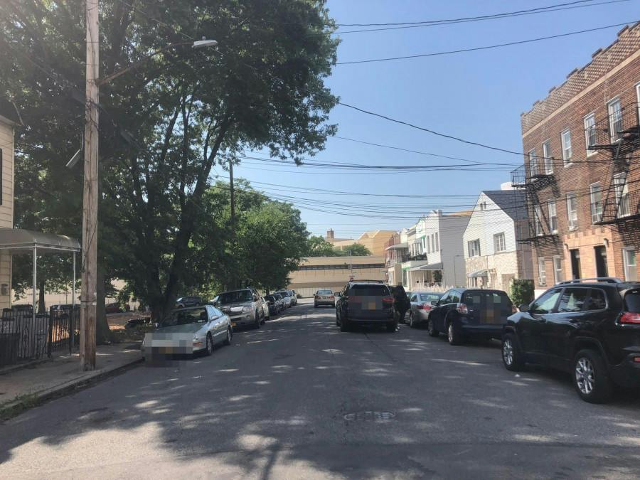 Edwards Ave, Bronx, NY 10461