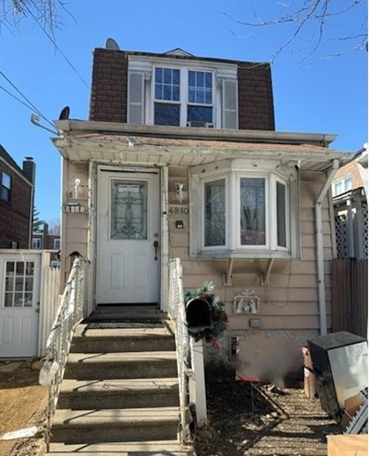 4810 65Th St Woodside, NY 11377, Queens County