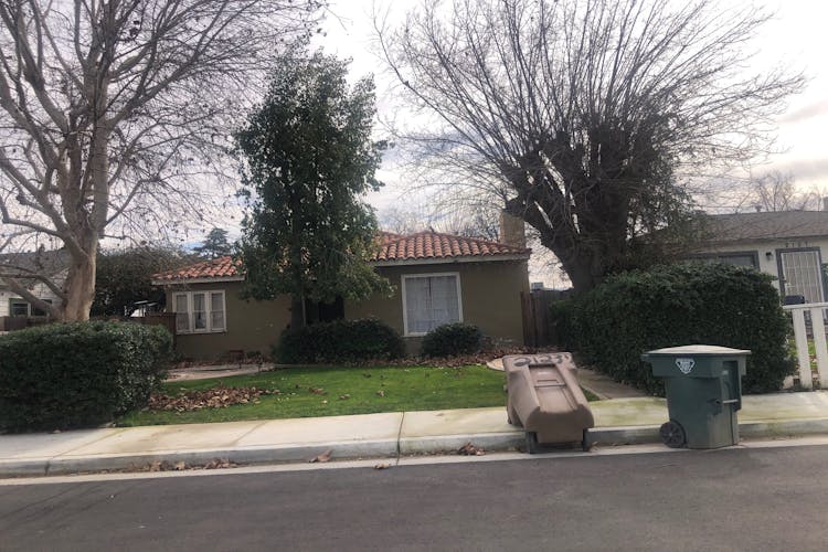 2123 2nd Street Bakersfield, CA 93304, Kern County