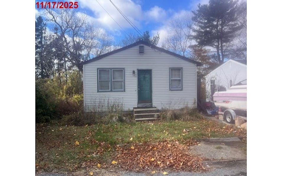 3 Quail St Cumberland, RI 02864, Providence County