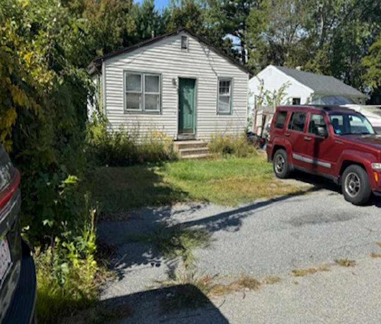 3 Quail St Cumberland, RI 02864, Providence County