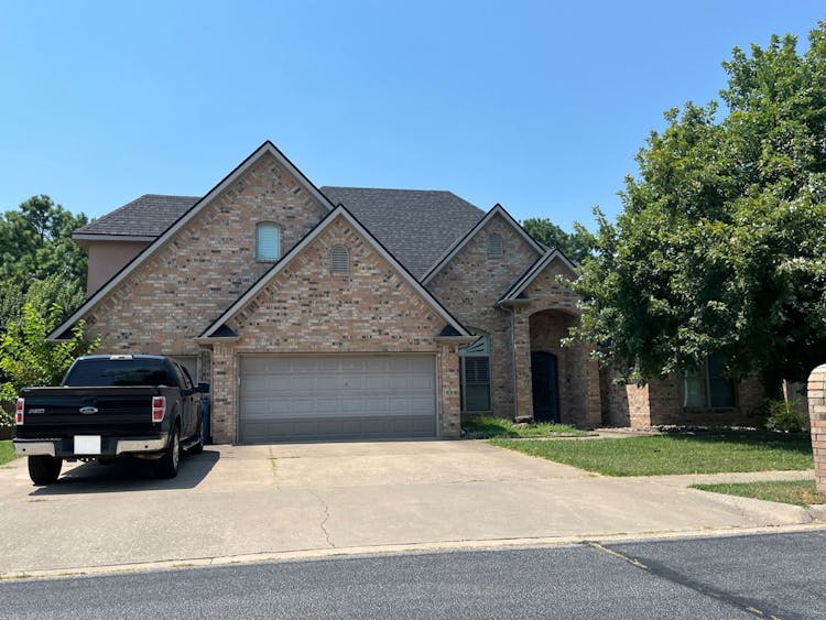 200 Southeast Georgetown Street Bentonville, AR 72712, Benton County