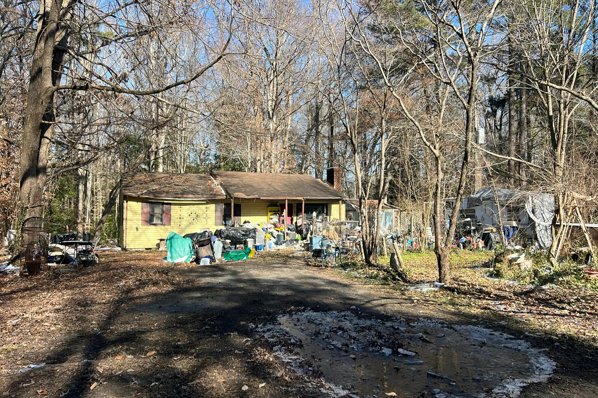 Mile Gate Ln, Hayes, VA 23072