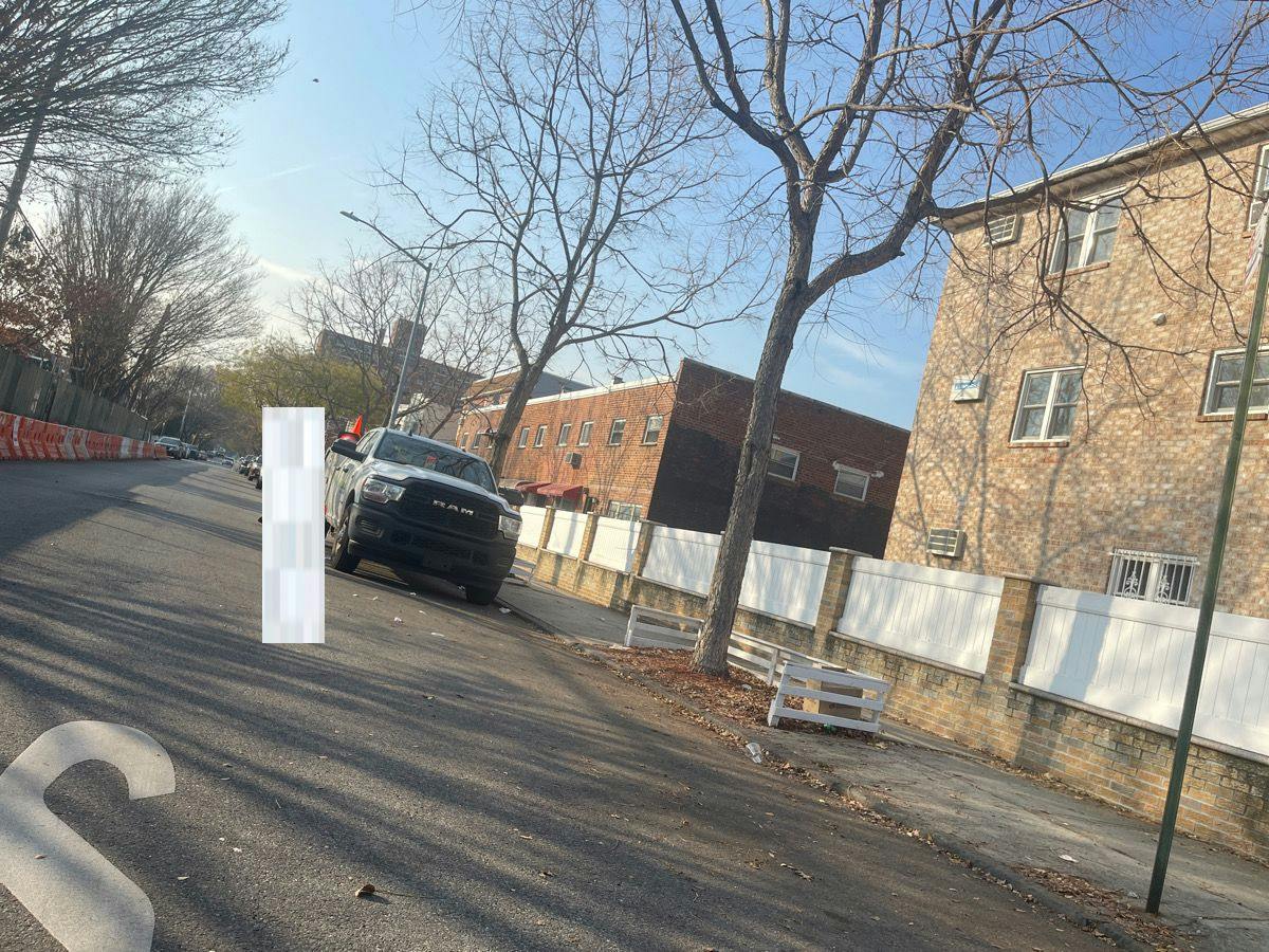 Chatterton Ave, Bronx, NY 10472