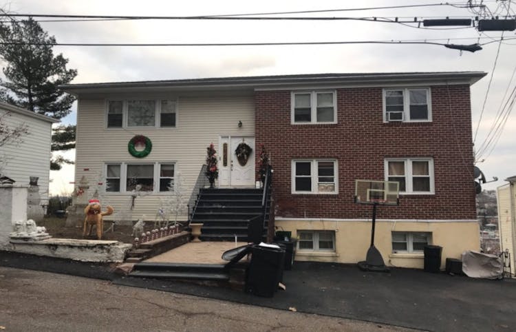 28 Hillside Avenue Yonkers, NY 10703, Westchester County