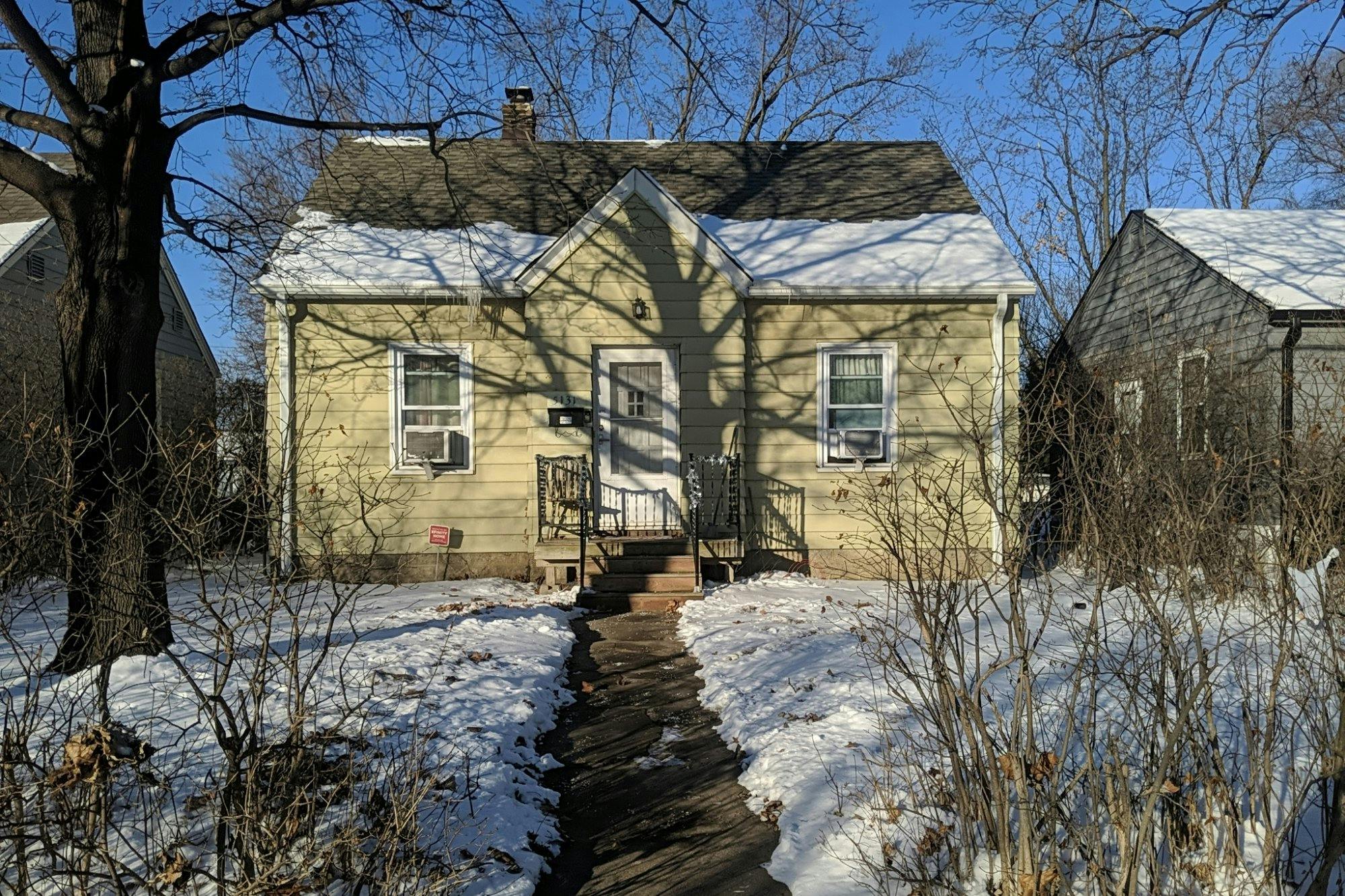 Dupont Ave, Minneapolis, MN 55430